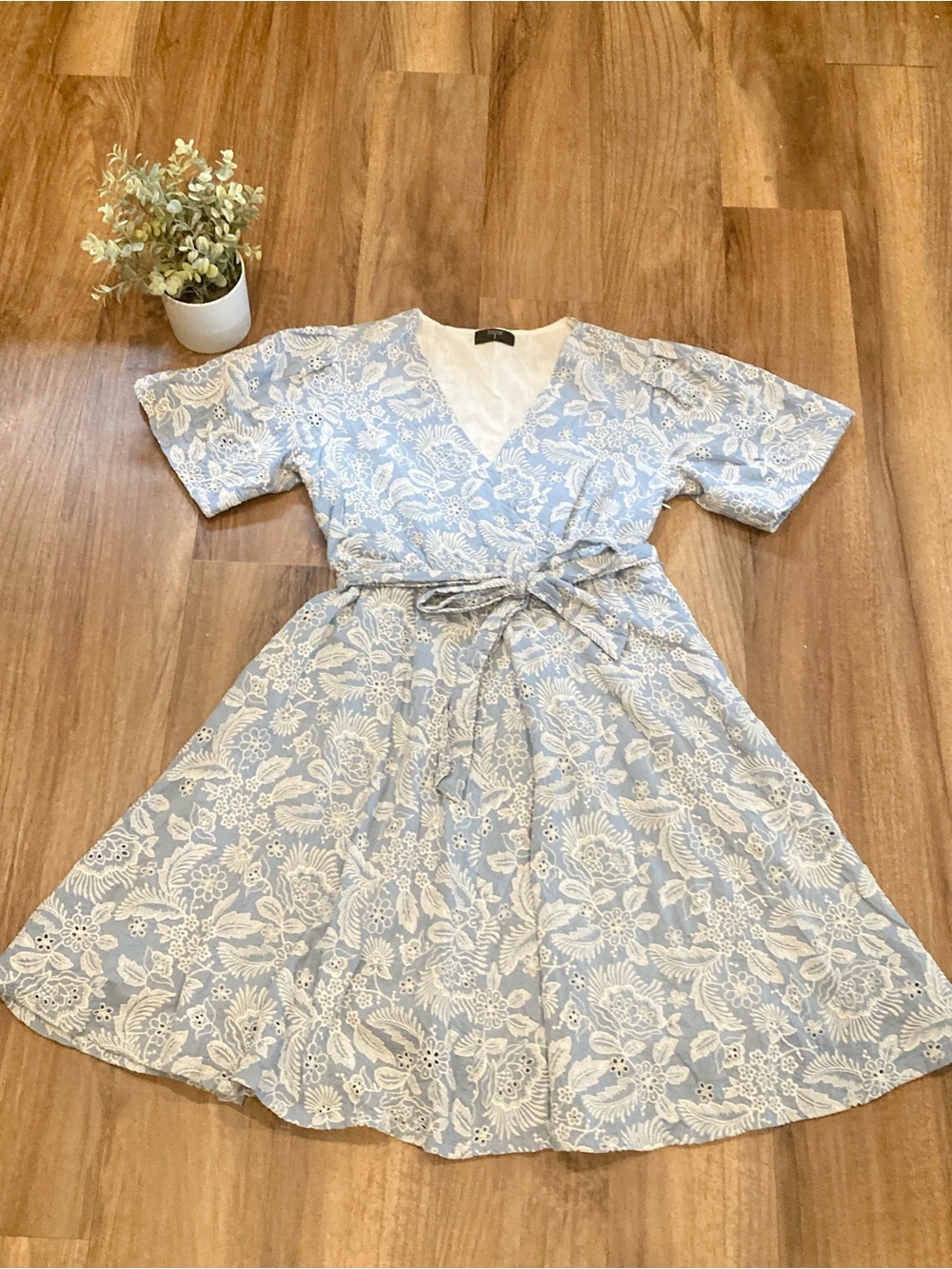 Tahari Light Blue Floral Eyelet 100% Cotton Faux Wrap Dress